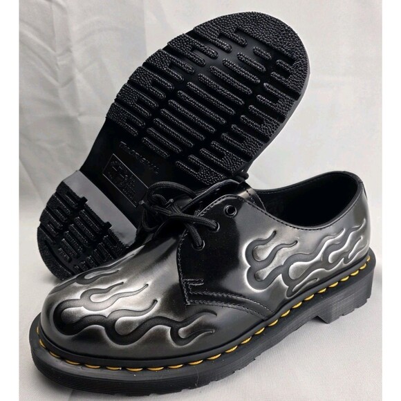 Dr. Martens Other - Dr. Martens 1461 INFERNO Arcadia 3-Eye Shoes Black Silver Flames Unisex Sz US 8